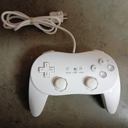 Classic Pro Controller for Nintendo Wii (Non-OEM) White, in Good Condition. Tested, Working