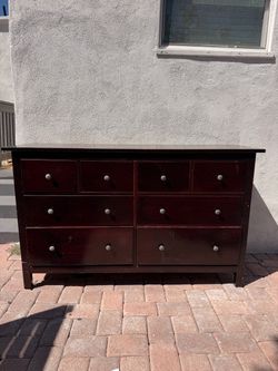 8 drawer wooden dresser