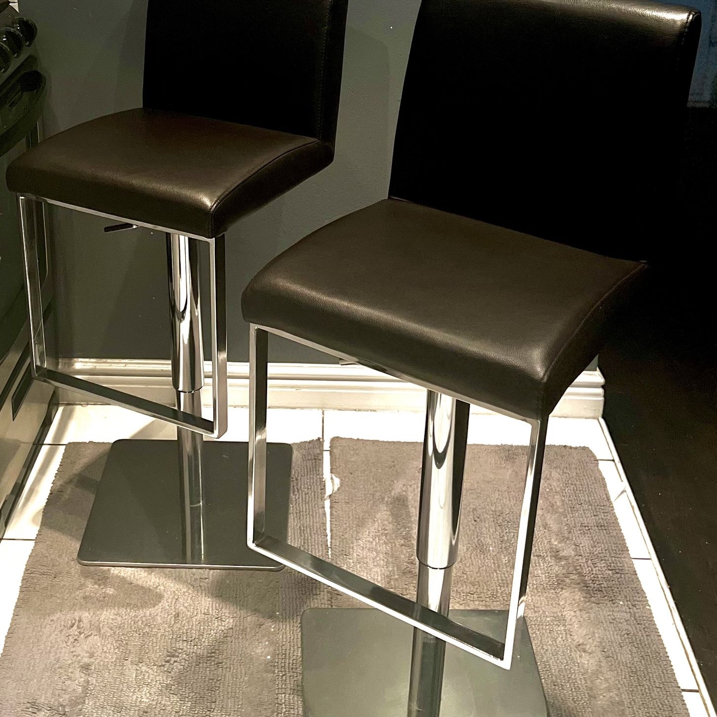 Modani bar stools discount