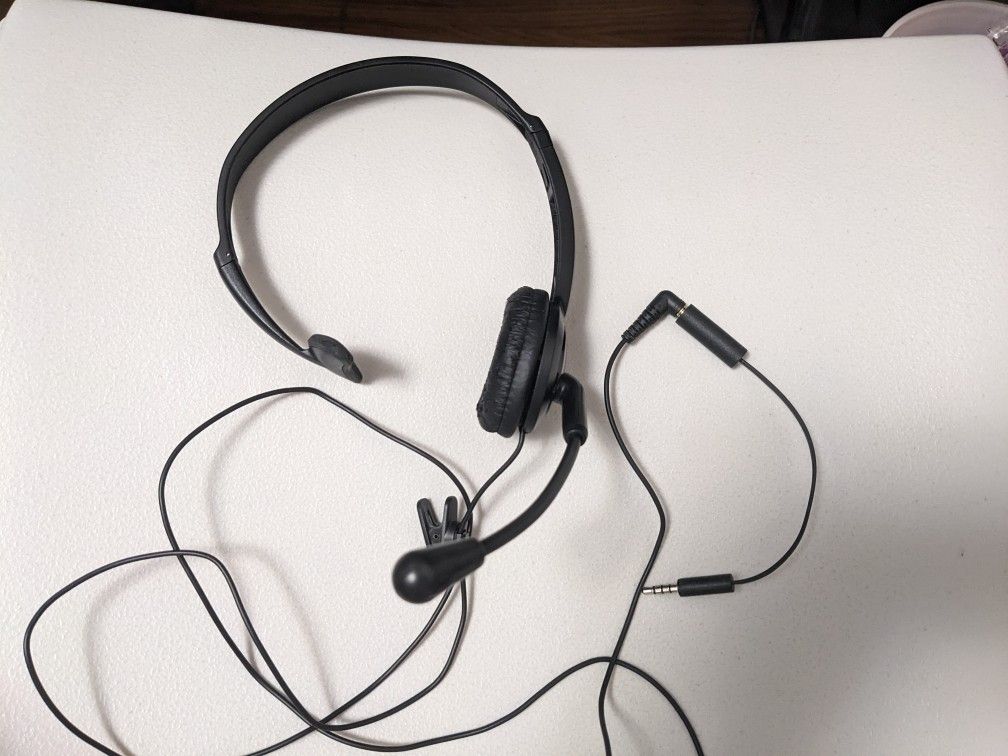 Wired Adjustable Headset Microphone & clip, 3.5 & 2.5 mm Headphone Jack Adapter