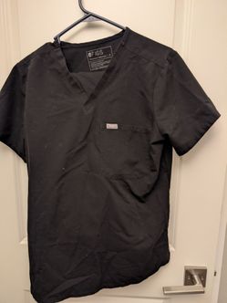 Woman's scrubs