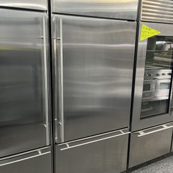 Stainless Steel 36” Monogram Refrigerator Built In Bottom Freezer