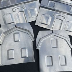 Vintage Aluminum Ginger Cookie House Mold 