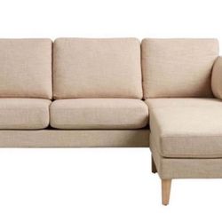 Free World Market Couch w/ Reversible Ottoman