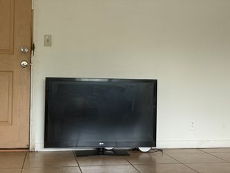 Lg TV 42”