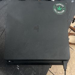 PS4 Slim 1tb With Games Included 