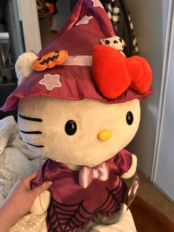 Hello kitty Halloween witch