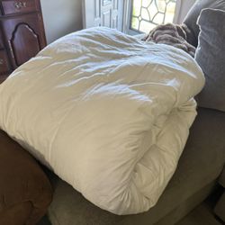 Down Alternative Comforter