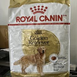 Royal Canin Breed Health Nutrition Golden Retriever Adult Dry Dog Food, 17 lb Bag