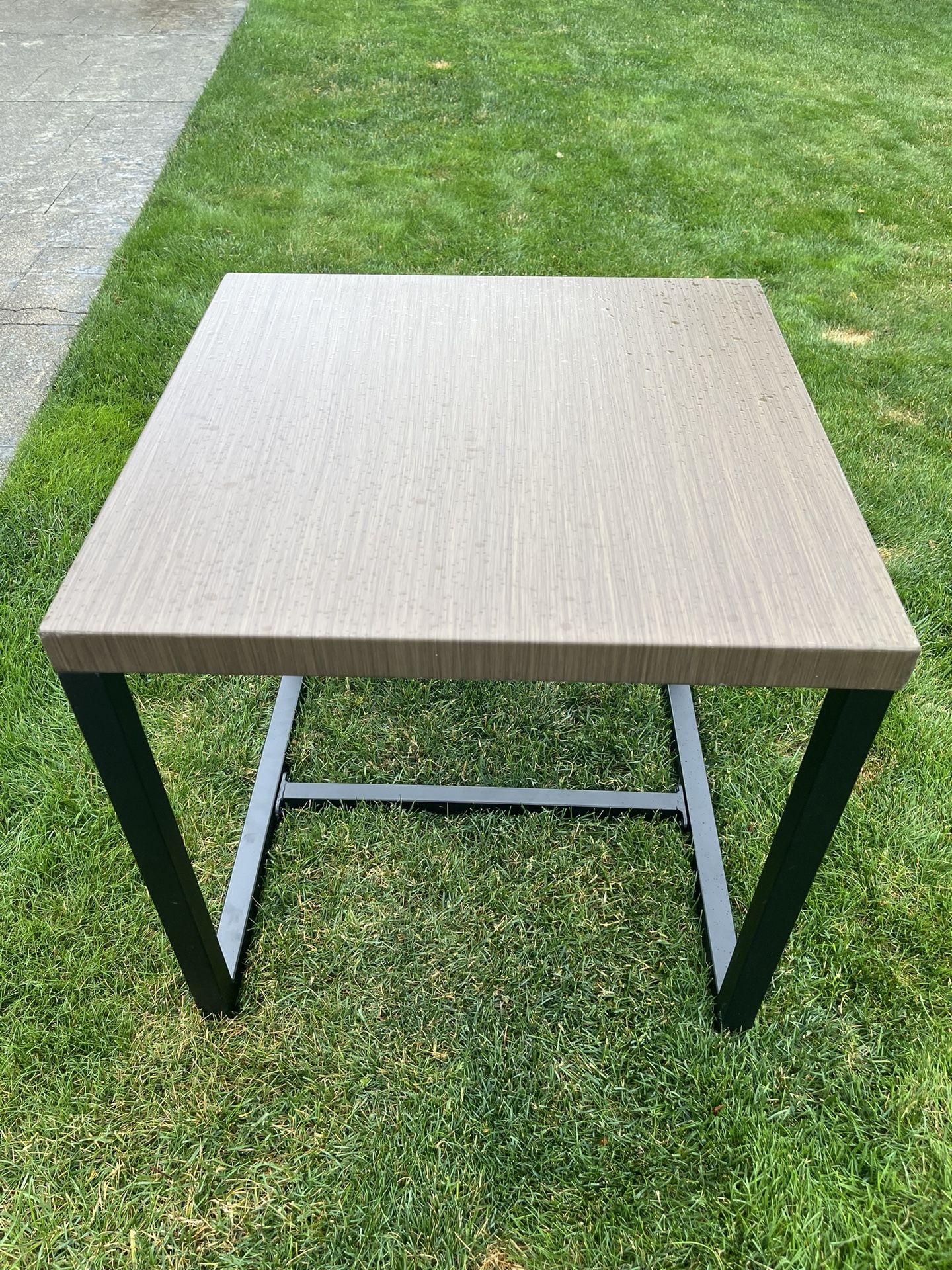 New! Metal Table
