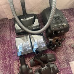 Riccar Prima Deluxe Vacuum 