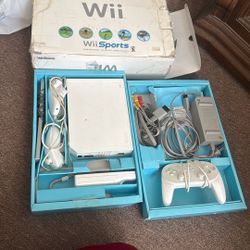 Wii Sports Game Console w Original Box 