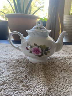 Arthur Wood & Son Floral Ceramic Teapot w/ Lid 4-Cup Staffordshire England 6236