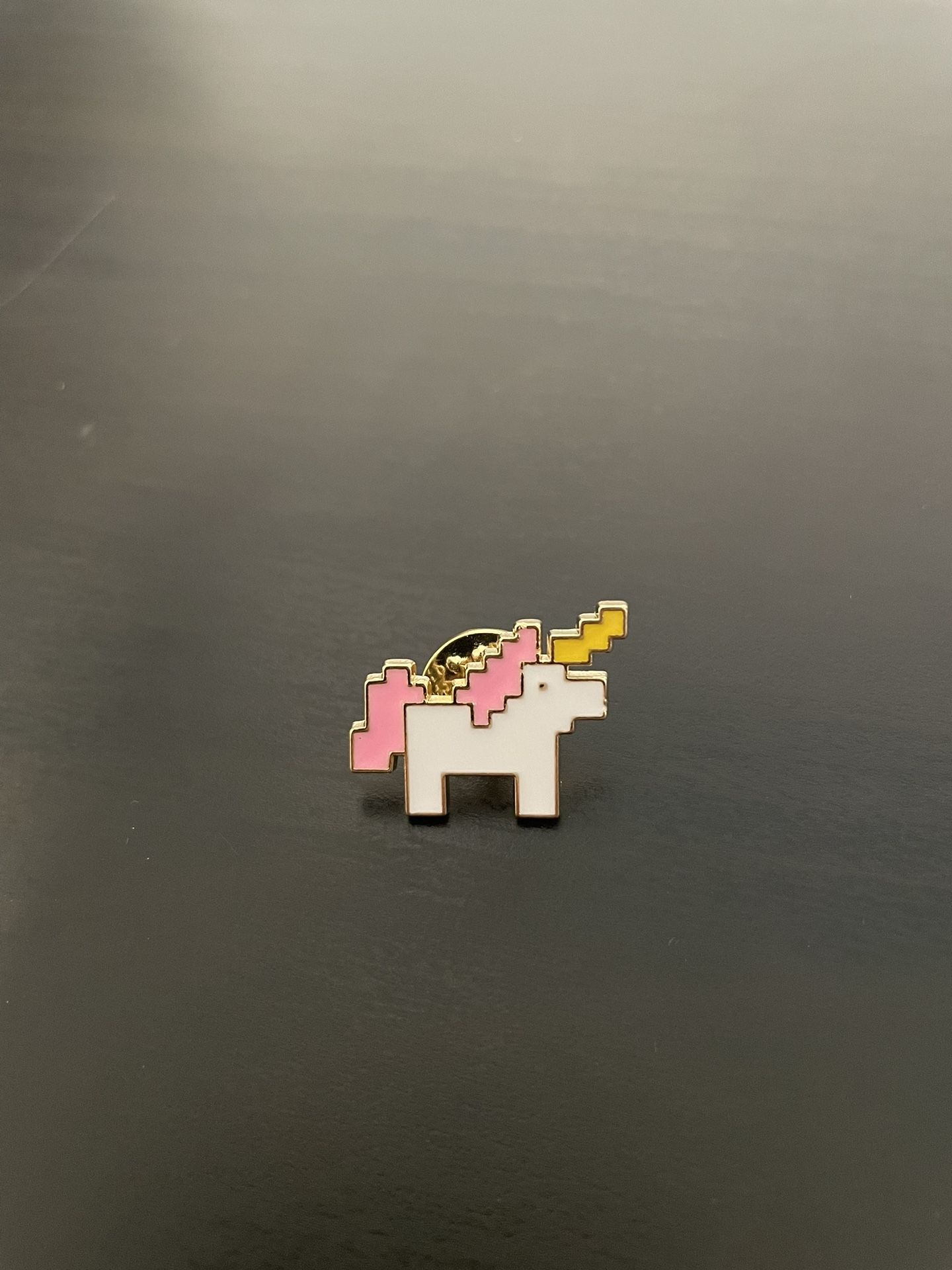 Unicorn Pixel Pin NEW Metal Enamel Pinback Brooch Jewelry Pixelated Charlie Game