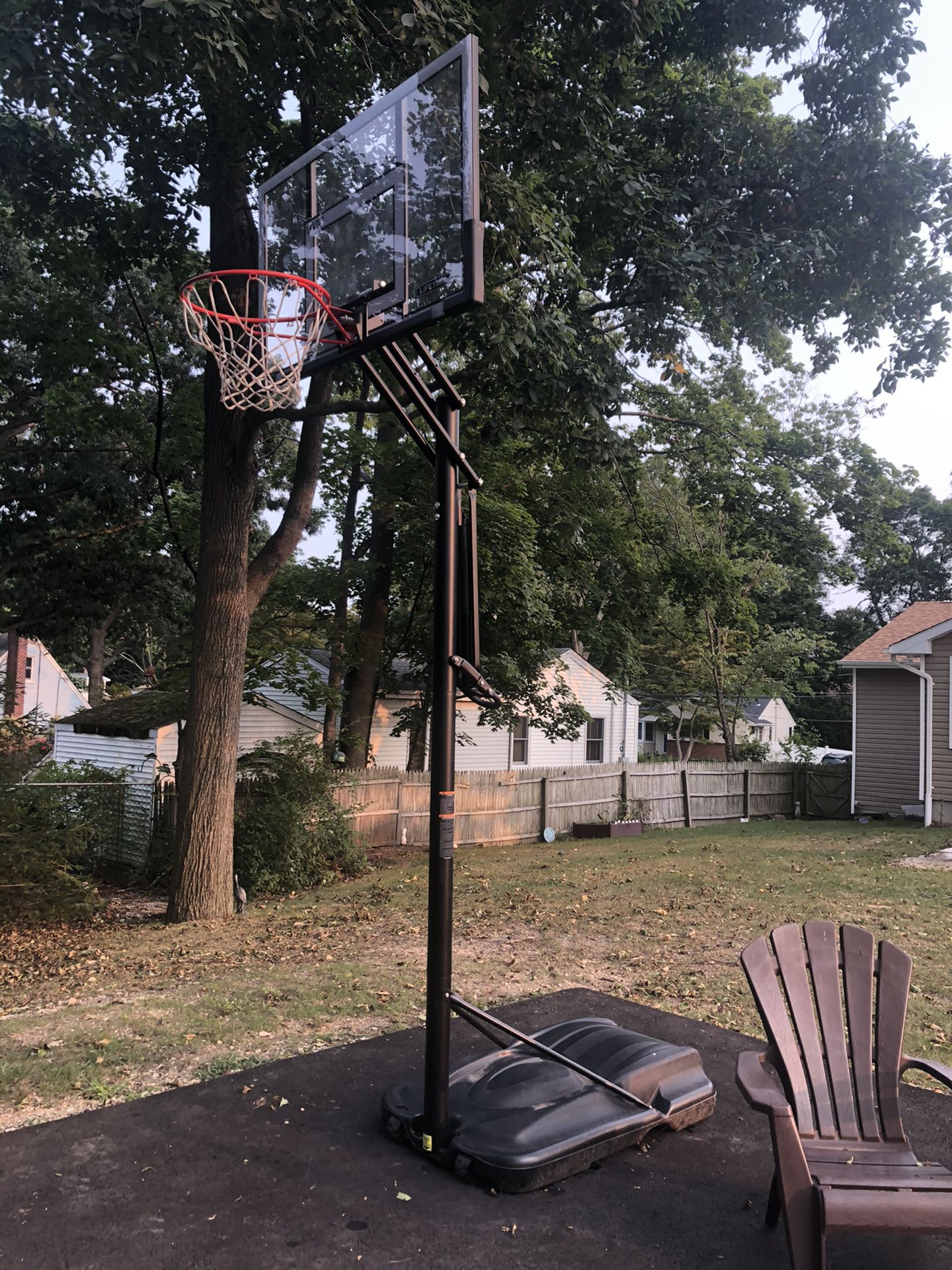 Portable Lifetime basketball hoop