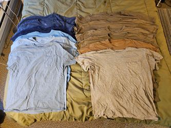 12 Large Pocket T-Shirts