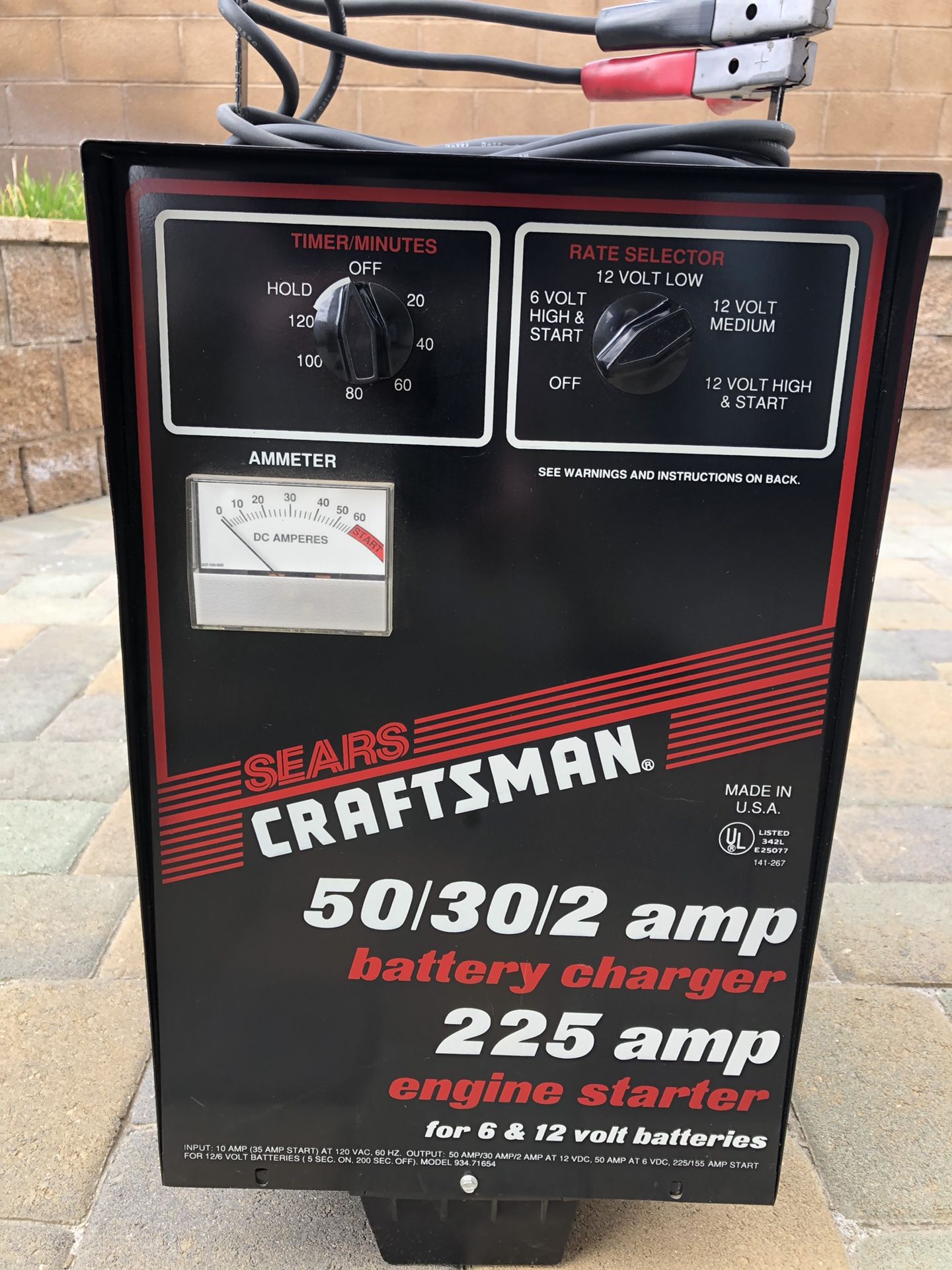 SEARS CRAFTSMAN BATTERY CHARGER