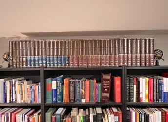 100% Complete 35-Vol. Encyclopedia Britannica Set (1979 Edition) - Like New