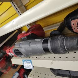 Milwaukee Rotary Hammer 