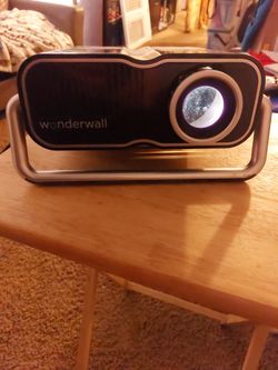 Wonderwall/projector 