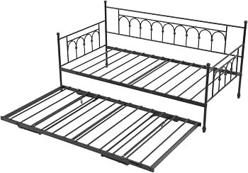 Day bed with trundle