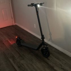Kqi100p  NIU Electric Scooter