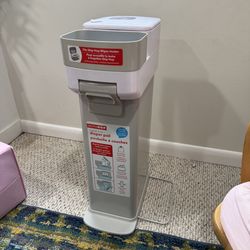 Diaper Pail - Great Condition