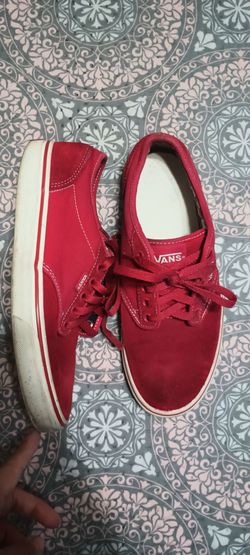Men's tennis shoe, size 8.5
