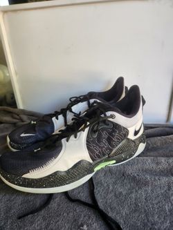 Nike Paul George Tuxedo Oreo Black & White Basketball Shoes - Men's Size 15