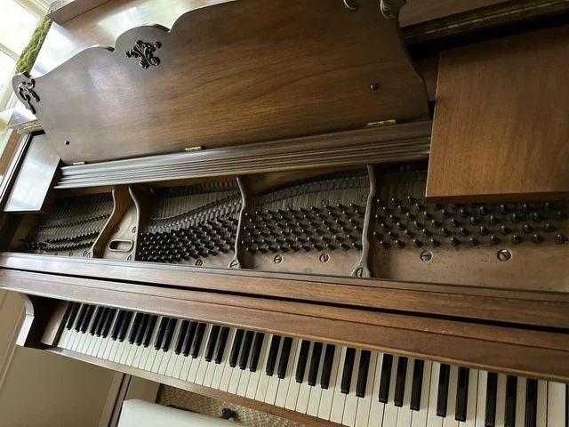 NewYork Harman Peck Baby Grand Paino