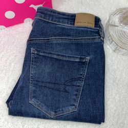 Women’s American Eagle Jeans 8 