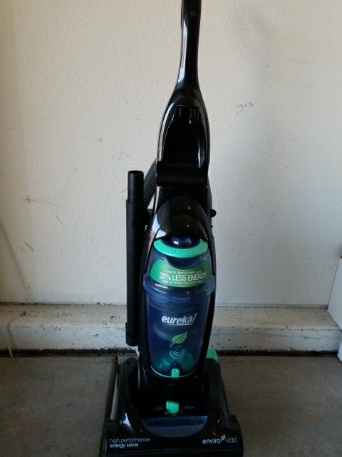 Eureka envirovac bagless vacuum