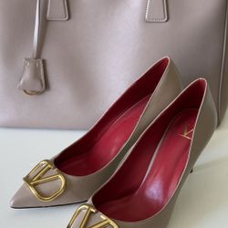 PRADA Saffiano Bag Authentic 