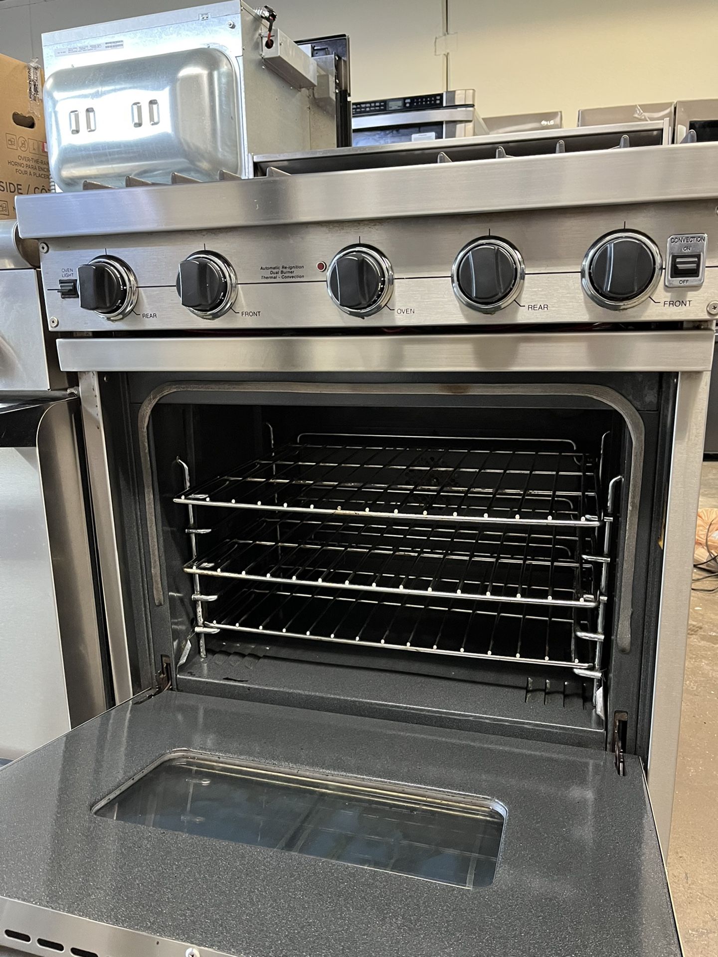 VIKING 30” GAS STOVE