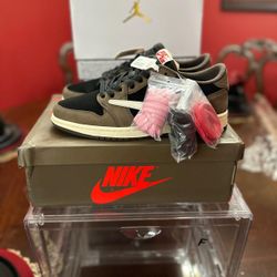 Air Jordan x Travis Scott Mocha Low