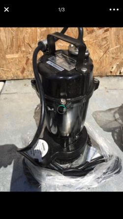 Basement flood pump heavy duty pumps in stores sells for 500 +. For sale 250$ obo
