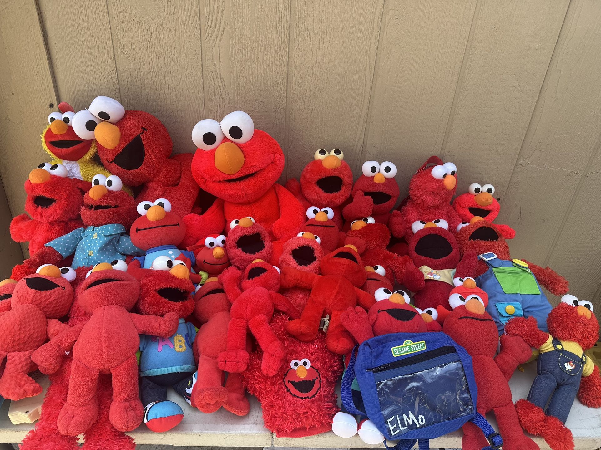Lot Of 40 plus Elmo Sesame Street Plushy Collection Some Vintage All Sizes Make Offer
