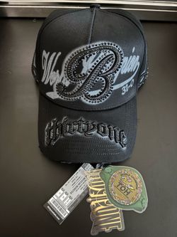 31 Hats x Benavidez