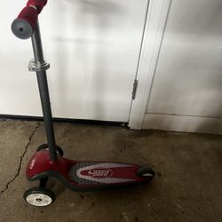 Radio Flyer Scooter
