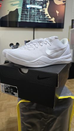 NIKE KOBE 8 PROTRO HALO