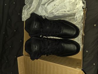 Mens Reeboks Sz. 10 1/2