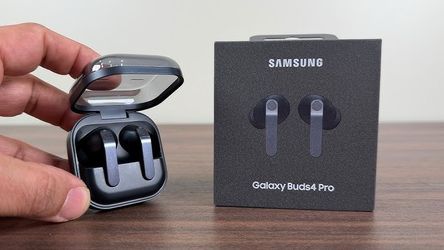 Samsung Galaxy Buds4 Pro Wireless Earbuds