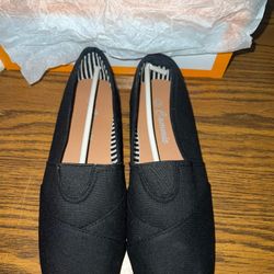 Slip Ons (Flats)