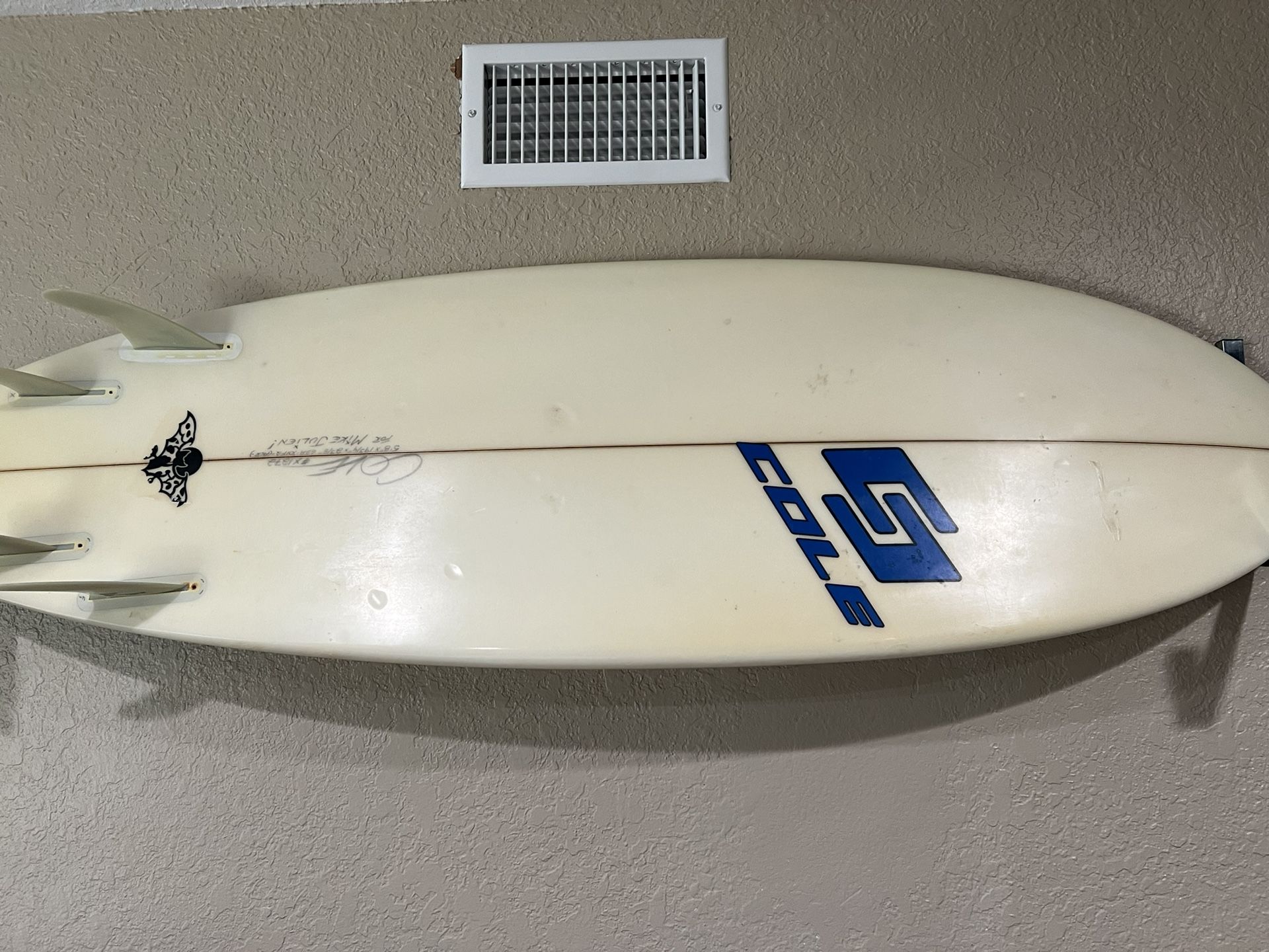 Surfboard