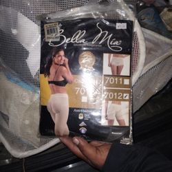 Waist Trainer With Open Hole On Hip