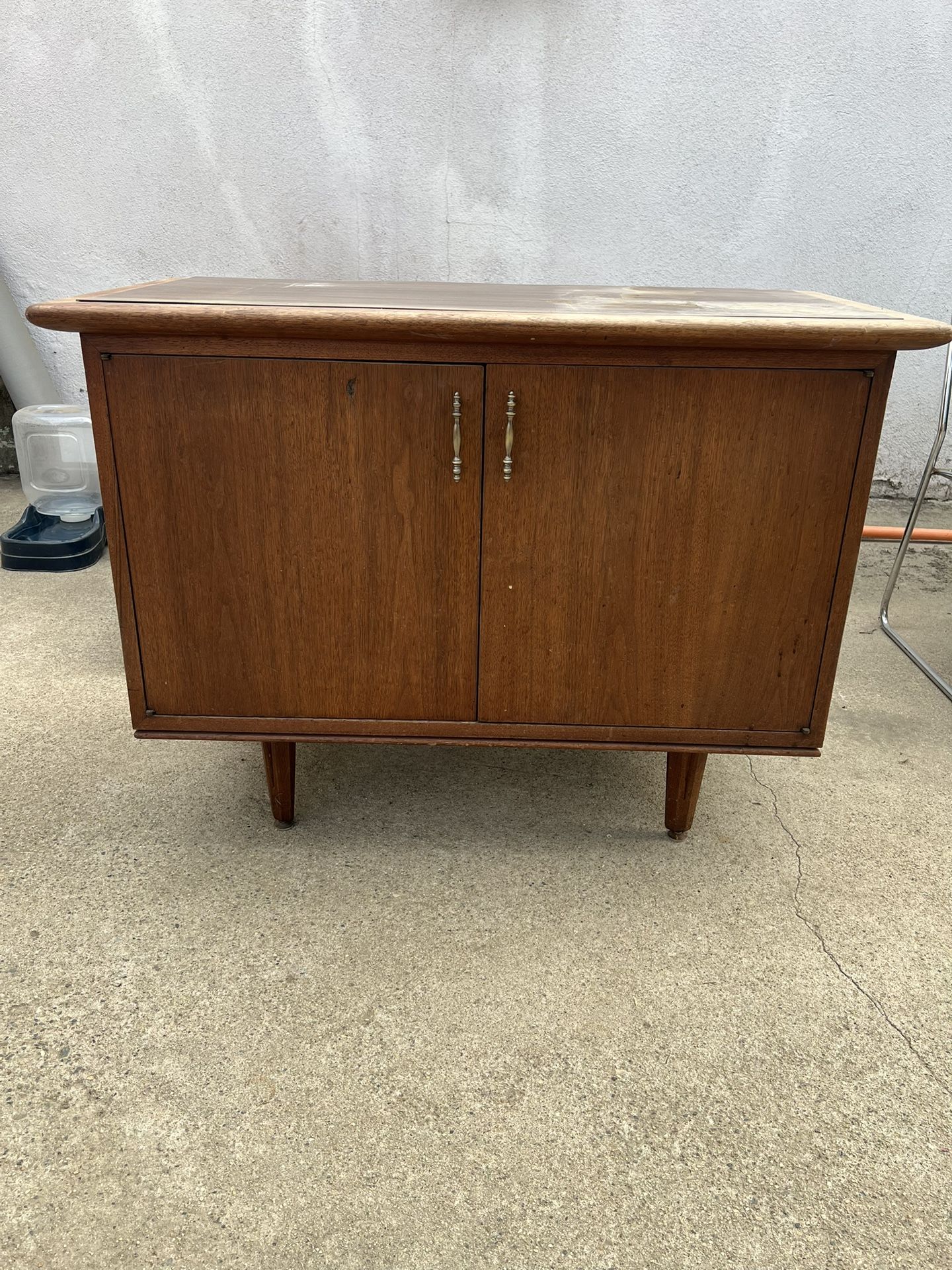 Vintage Cabinet 