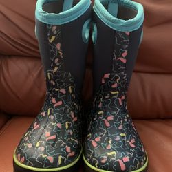 Bogs Little Kids Size 10