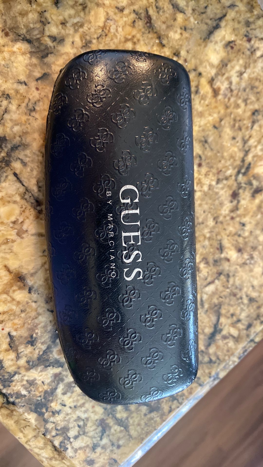Guess Case
