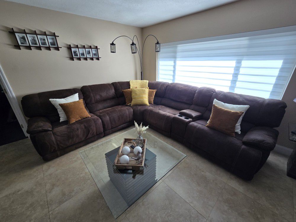 Sectional With 3 Power Recliners 
