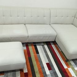 Sectional with ottoman - Faux leather - Ivory